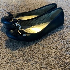 Tommy Hilfiger black flats